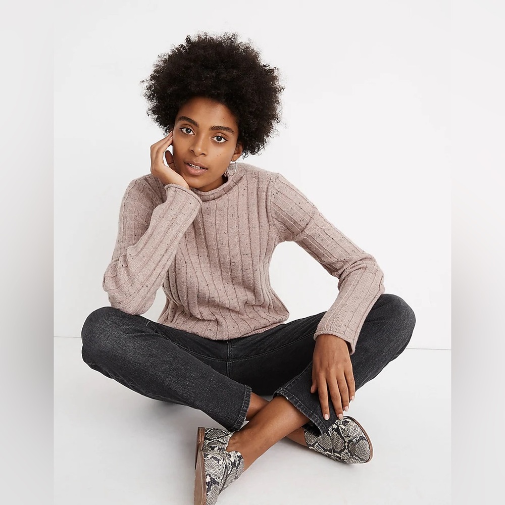 Madewell Donegal Evercrest Turtleneck Sweater in Coziest Yarn Pink